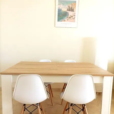 Duplex Penthhouse Parking Private Sea Views Apartment *
