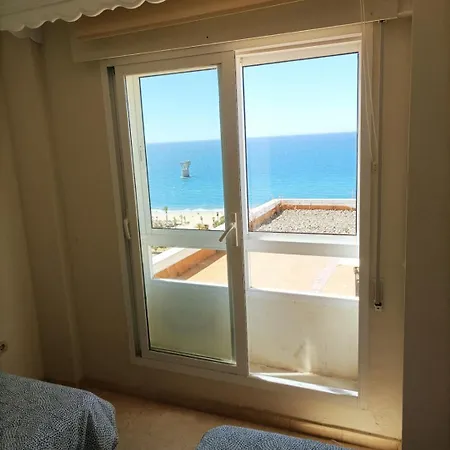 Duplex Penthhouse Parking Private Sea Views Apartment *
